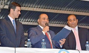 Urtubey asiste a la asunción del Intendente de Trancas