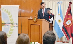 Urtubey defrauda una vez más con sus anuncios en materia de violencia de género