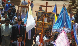 El gobernador Urtubey asiste a las fiestas patronales de Tolar Grande