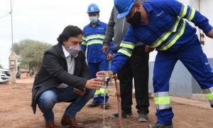 El gobernador Sáenz inaugura el nuevo acueducto en Los Blancos