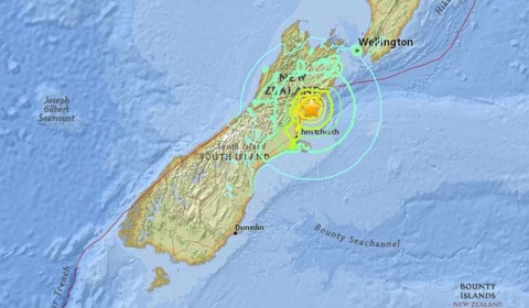 Miles de evacuados en Nueva Zelanda por el tsunami que siguió al terremoto
