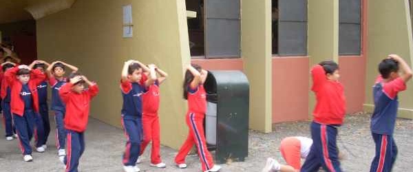 Simulacro de evacuación sísmica en escuelas de la ciudad de Salta