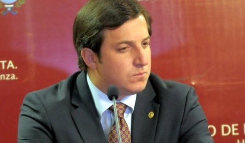 ¿Qué entiende el ministro Eduardo Sylvester por 'nivel político'?