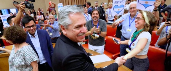 Unidas Podemos, los ‘socios’ de Alberto Fernández en España, obtienen menos votos que la ultraderecha