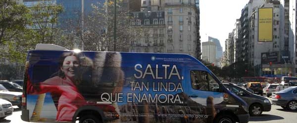 Actividades conjuntas de promoción del turismo de Salta en Córdoba y Ushuaia