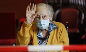 La ONU dice que la discriminación por edad afecta no solo a las personas sino también a la economía