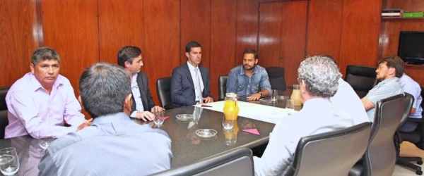 El 'acompañamiento' de Urtubey a los trabajadores de San Isidro rompe la neutralidad del Estado