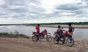 El gobierno de Salta asiste a los afectados por la crecida de los ríos Pilcomayo y Bermejo