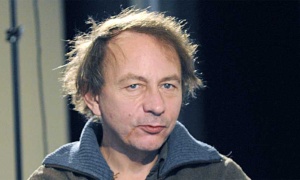 El escritor francés Michel Houellebecq suspende la promoción de su libro 'Sumisión'