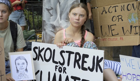 Varada en Canadá, Greta Thunberg pide ayuda para viajar a la COP25 de Madrid