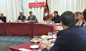 ¿Qué pinta el diputado Matías Posadas en una reunión de gabinete 'ampliado'?