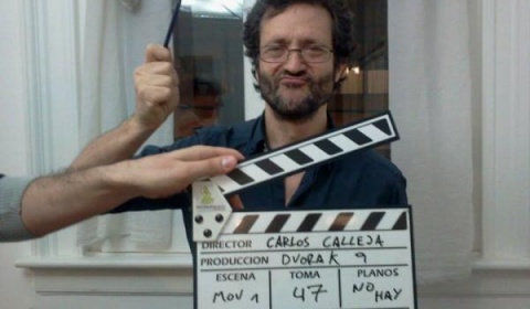 El director Carlos Calleja dirige la Orquesta Sinfónica de Salta