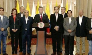 Santos y las FARC ratifican el alto el fuego tras el fracaso del referéndum