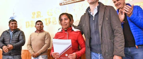 Urtubey y el 'derecho fundamental' a recibir escrituras públicas