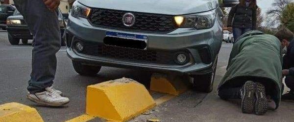 Los bloques de cemento en los carriles-bici de Salta penalizan al usuario de vehículos a motor