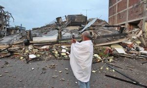 Son ya 235 los muertos y 1557 los heridos por el terremoto en Ecuador