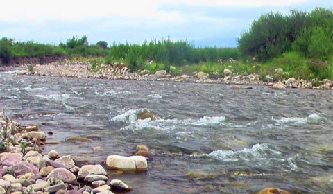 El gobierno dice que limpiará otra vez el río Arenales y los desagües pluviales de Salta