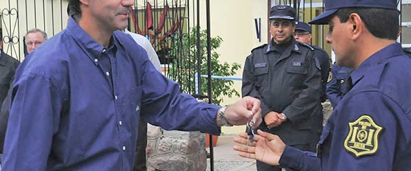 Urtubey dedica un espacio público a un centro recreativo para la 'familia' policial