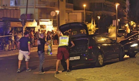 Cinco terroristas abatidos en Cambrils por la policía catalana