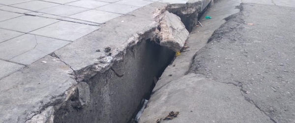 Fiscales 'preventivos' mandan a tapar el agujero abierto en una céntrica esquina de Salta