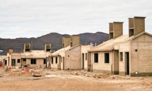 El juez Domínguez anula una resolución del IPV que había retrocedido la adjudicación de una vivienda