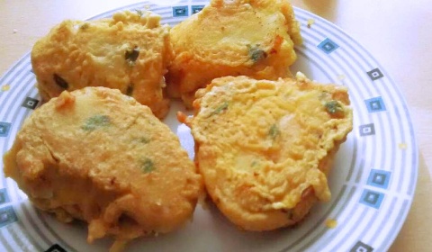 ¿Papas con queso salteñas o croquetas de doña Choni?