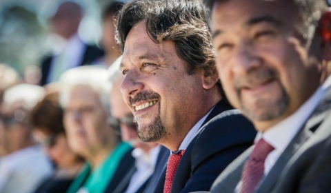 ¿Quién podrá sacar a Salta del fondo del abismo?
