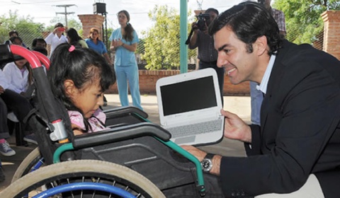 ¿Cuál es el modelo de protección social de Urtubey?