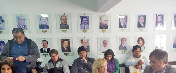 Un marco para estos retratos, por favor