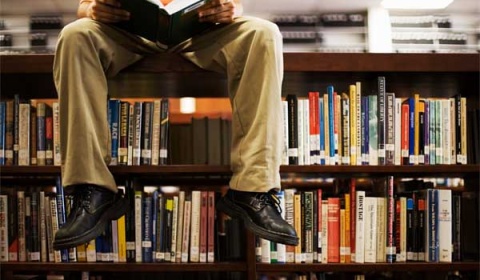 Bibliotecas populares de Salta reciben más de un millón de pesos en subvenciones municipales en 2018