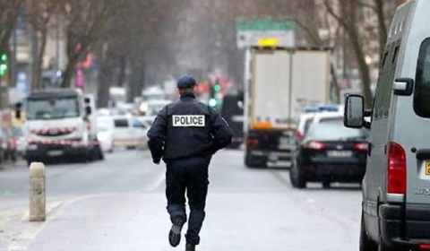 La policía detiene en París a doce personas presuntamente relacionadas con los atentados