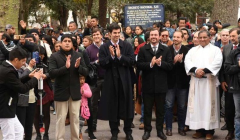 Urtubey pasea sus candidatos en la fiesta provincial del tabaco en Chicoana