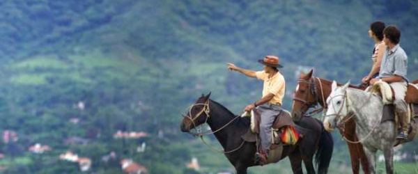 El gobierno de Salta presenta el calendario turístico de verano