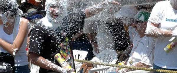 Defensa del Consumidor llama a extremar las precauciones al comprar nieve de carnaval