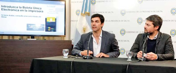 Urtubey, gobernador elegido por voto de papel en dos elecciones ilegítimas