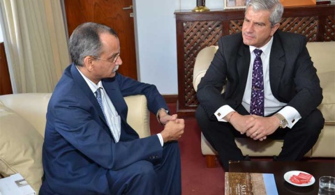 El embajador Khatua invita a gobernantes y empresarios de Salta a visitar la India