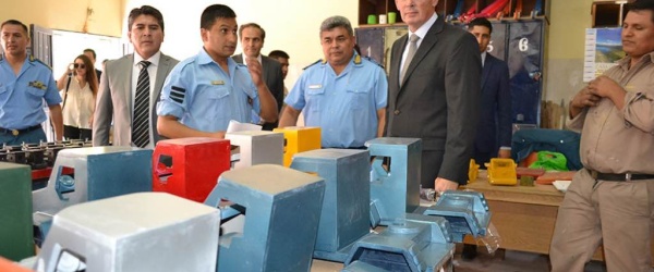 El Ministro de Seguridad del gobierno de Salta visita la cárcel de Villa Las Rosas