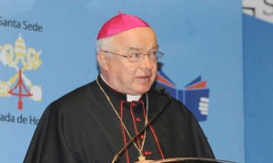 El papa Francisco ordena arrestar por pedofilia al exarzobispo polaco Józef Wesolowski