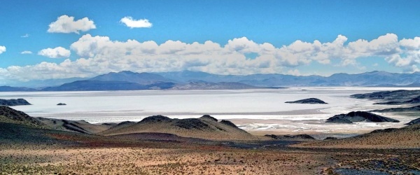 Una empresa coreana extraerá mineral de litio en el salar del Hombre Muerto