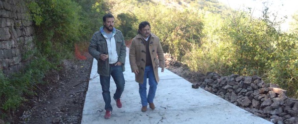 Sáenz supervisa los trabajos en la ciclovía del cerro San Bernardo