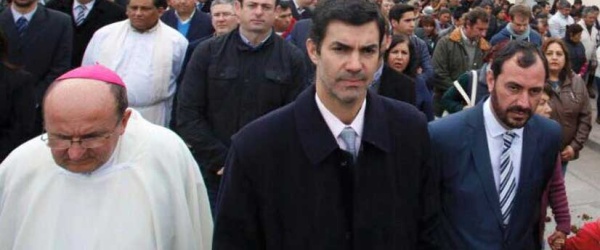 Urtubey pasea a su hermano en la fiesta provincial del tabaco de Chicoana