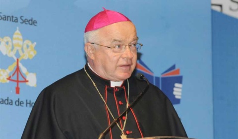 El papa Francisco ordena arrestar por pedofilia al exarzobispo polaco Józef Wesolowski