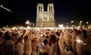 Viernes 20 de noviembre en París: luces y ruidos contra el terrorismo