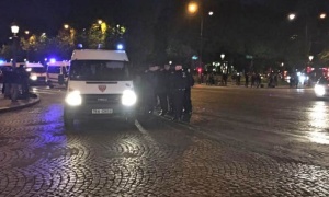 Un tiroteo en París deja un policía muerto y otro gravemente herido