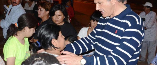 Al ataque de los perros, Zottos suma ahora un ataque por usurpación de identidad