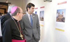 Urtubey renueva su 'pacto de fidelidad inmobiliaria' con la iglesia católica