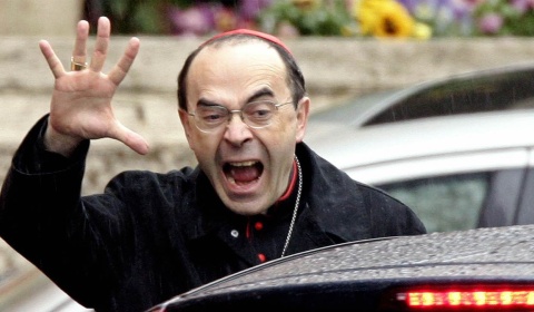 La justicia francesa condena al Arzobispo de Lyon por no denunciar actos de pederastia