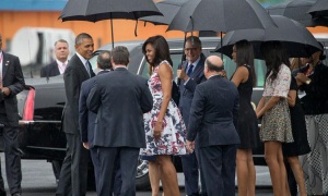 Obama llega a Cuba en una histórica visita
