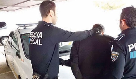 El derecho fundamental de todo detenido a que la Policía no le toque la coronilla