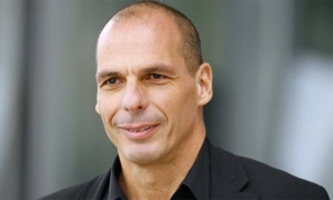 Yanis Varoufakis enfrenta una demanda por 'alta traición'